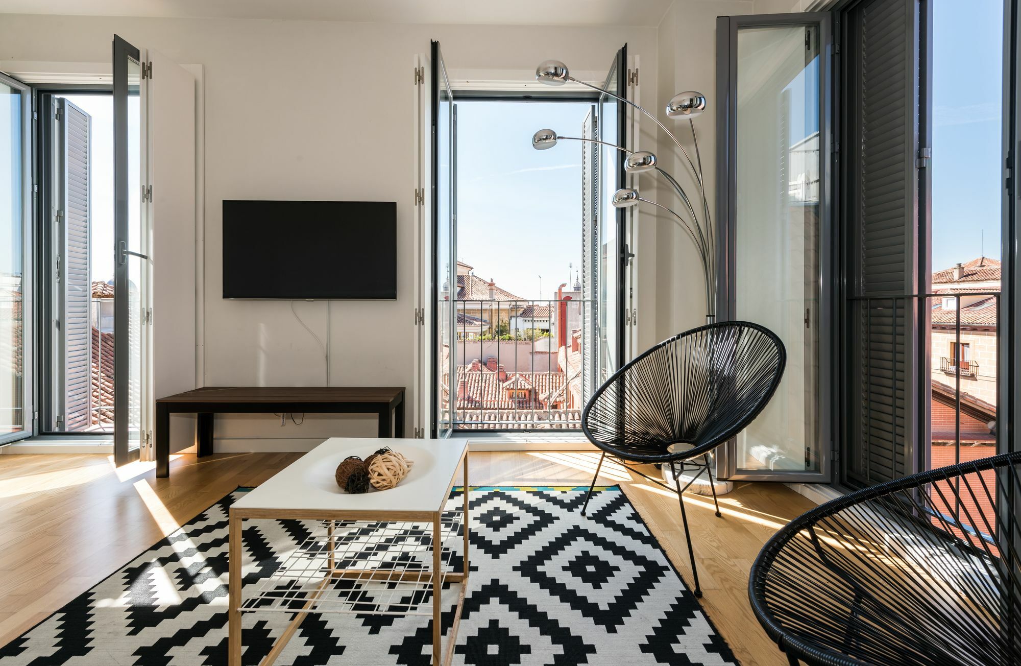 SmartRental Puerta del Sol Madrid Exterior foto